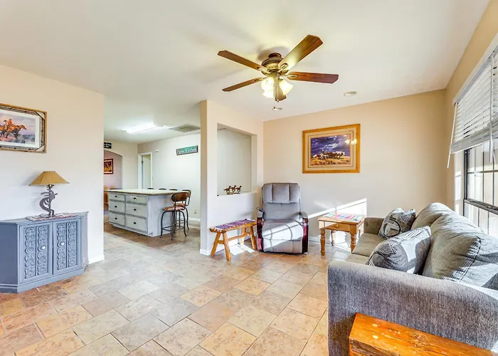 Holiday home Near Golfing & Spaces: Family Home! *